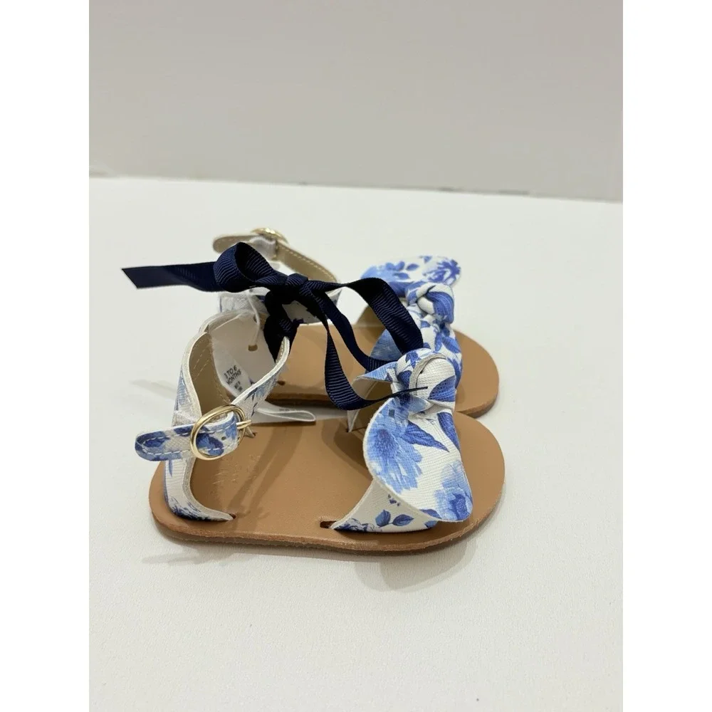 New JANIE & JACK BLUE AND WHITE FLORAL GIRLS SANDALS SIZE 3-6 MONTHS